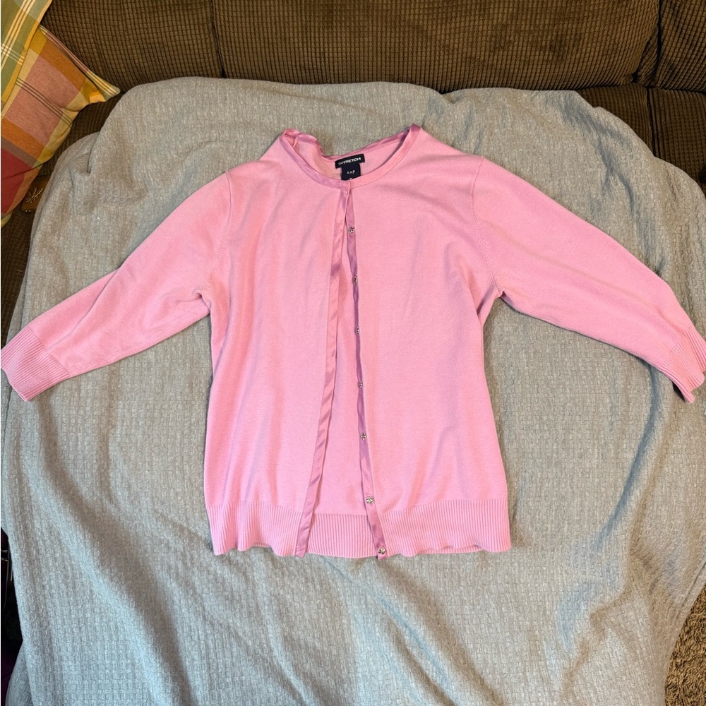 medium “Gap” pink button up cardigan